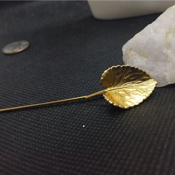 Harvest gold leaf pin vintage - Picture 2 of 2